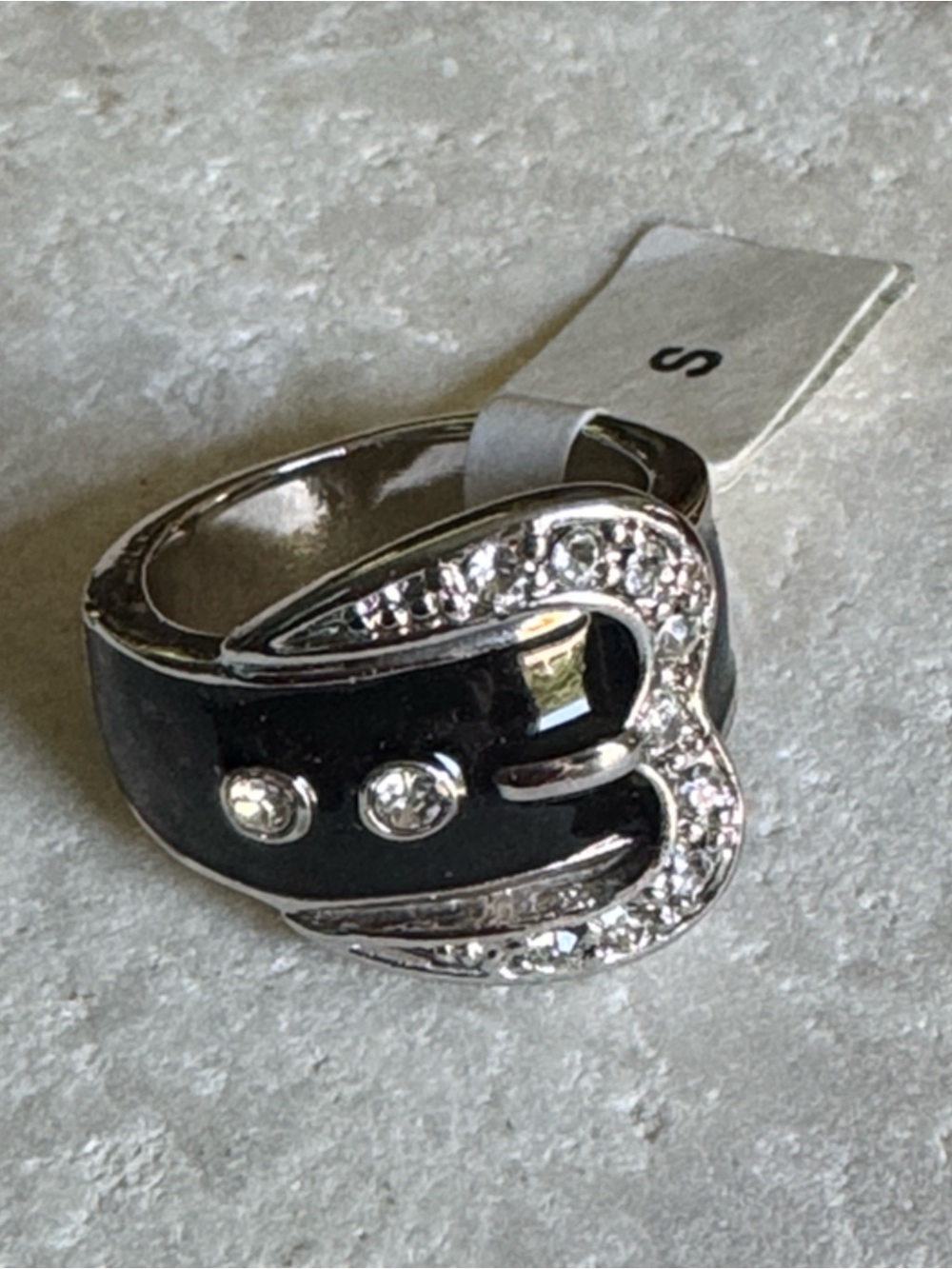 VTG Camille Lucie Buckle Ring Signed Black & Silver Tone Estate Jewelry Sz 6